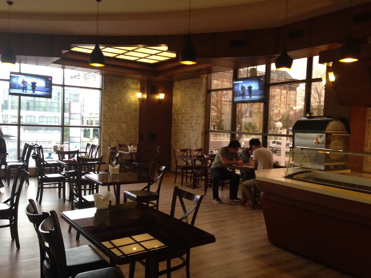 Angel's Cafe